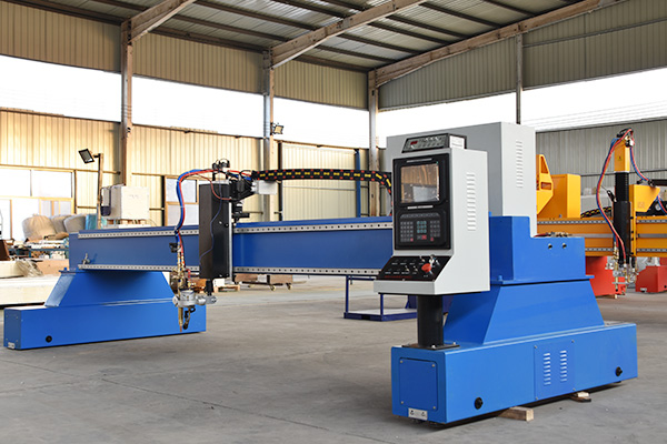 龍門式數(shù)控切割機(jī)